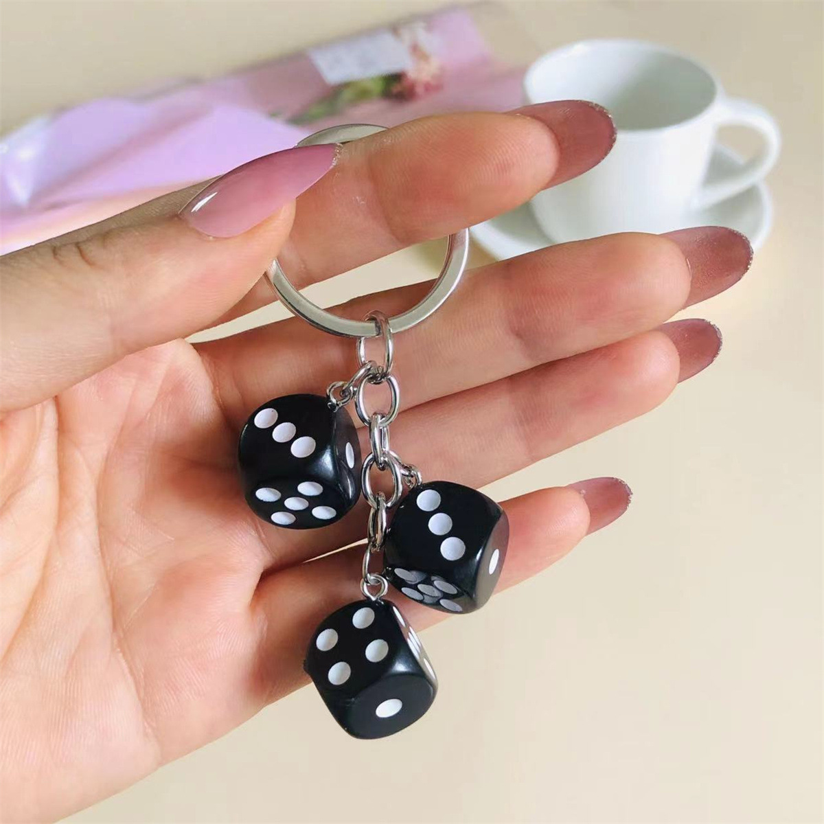 Gaming Accessories Men - Porte-clés en dés 3D pour hommes